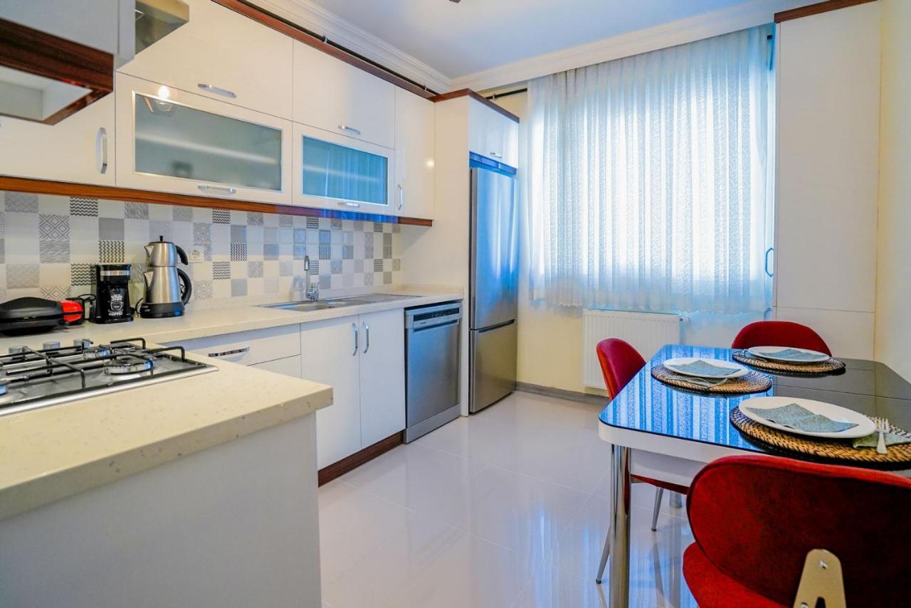 אנטליה Central And Comfy Flat With Balcony In Muratpasa מראה חיצוני תמונה