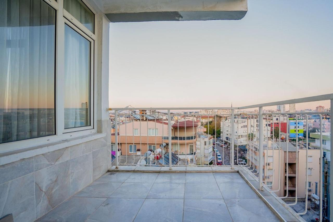 אנטליה Central And Comfy Flat With Balcony In Muratpasa מראה חיצוני תמונה